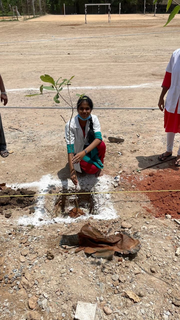 Students council :Eco club of Sri Venkateshwaraa Dental College had arranged the plantation drive in order to celebrate ‘World Earth Day-2022’ - Sri Venkateshwaraa  Dental College