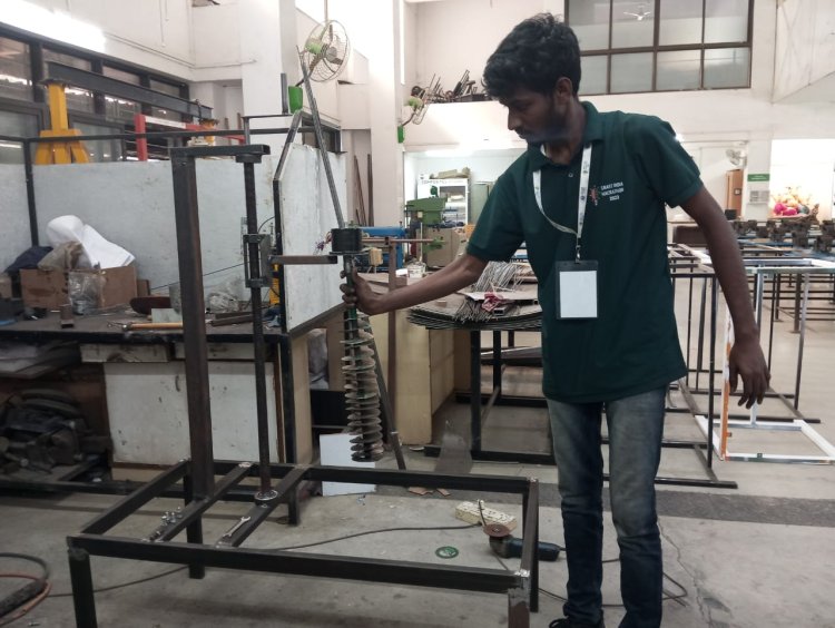 SVCET Students have participated in SMART INDIA HACKATHON 2023 SENIOR HARDWARE EDITION GRAND FINALE 2023 held at MIT-ADT UNIVERSITY, PUNE  from December 19th to 23rd, 2023 and won the WINNER TITLE with FIRST PRIZE Rs.1 LAKH. 