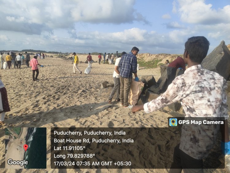SVCET NSS Beach cleaning activity on 17/03/2024  at Pondicherry Marina Beach