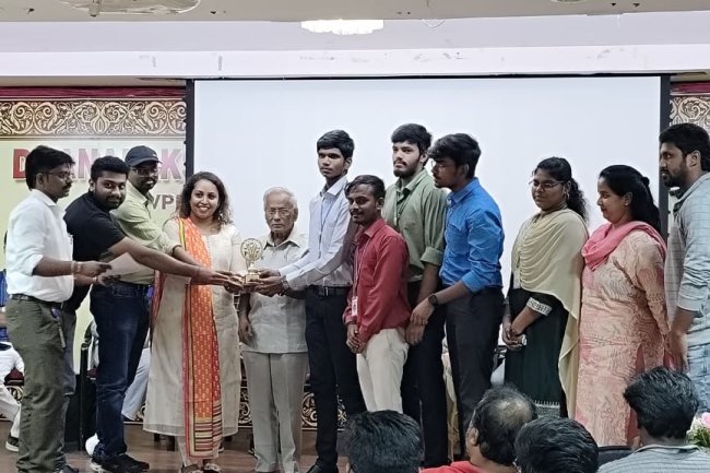 II Year SVCET CSE Students have won II price at Dhanalakshmi College of Engineering in Association with DCE Coders Club and OneYes Infotech solution organized Hackathon 2024 on 09th November 2024