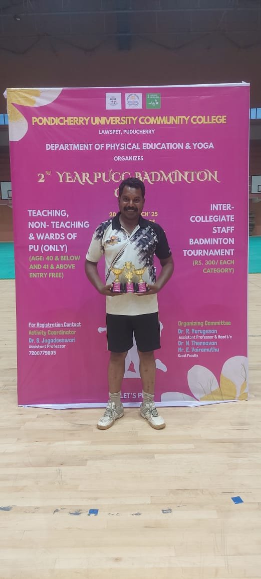 SVCET faculty Badminton team have won prizes at Inter Collegiate staff Badminton Tournament organised by Pondicherry University